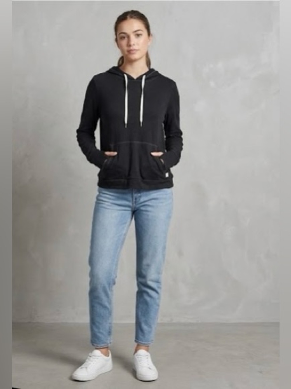 Vuori Black Pullover Hoodie with Contrast Drawstrings